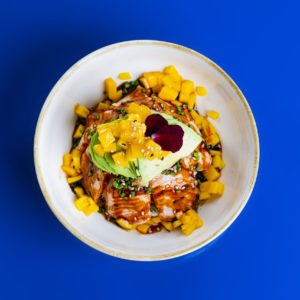 Poke Bowl salmone scottato